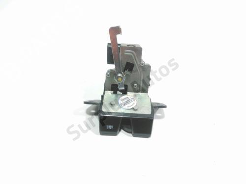 Used Tailgate lock HYUNDAI i20 I (PB, PBT) 1.1 CRDi (75 hp) 28260756