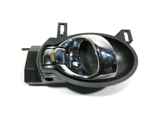 Used Front right interior door handle Front right interior door handle NISSAN JUKE (F15) 1.5 dCi (110 hp) 28242730 28242730