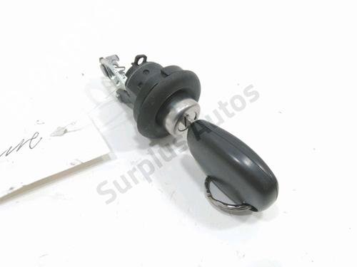 Used Switch DACIA SANDERO 1.2 16V (75 hp) 31001322