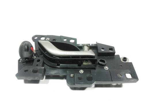 Used Rear right interior door handle Rear right interior door handle 28252425 28252425