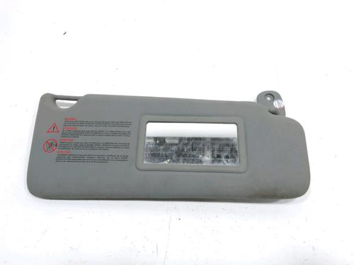 Used Right sun visor Right sun visor 31002461 31002461