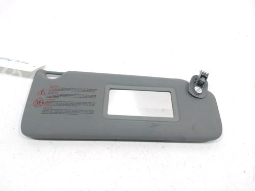 Used Right sun visor RENAULT CLIO II (BB_, CB_) 1.5 dCi (BB3N, CB3N) (84 hp) 31002628
