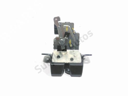tailgate-lock-hyundai-i20-ii-gb-ib-2014-2015-2016-2017-2018-2019-2020-2021-32261080 main image
