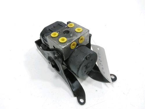 Used ABS pump SUBARU IMPREZA Estate (GG) 2.0 WRX Turbo AWD (GGA) (225 hp) 30987690