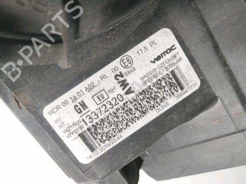 Right headlight OPEL MERIVA B MPV (S10) 1.4 (75) | BP32102671C29