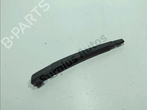 Used Rear windshield wiper arm Rear windshield wiper arm HYUNDAI ix20 (JC) 1.6 CRDI (116 hp) 33112157 33112157