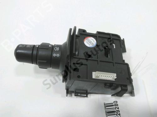 Used Headlight switch RENAULT SCÉNIC II (JM0/1_) [2003-2010]  30989301