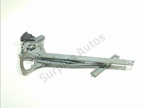 Used Front left window mechanism Front left window mechanism TOYOTA AURIS Estate (_E18_) 1.8 Hybrid (ZWE186_, ZWE186R, ZWE186H) (136 hp) 34389881 34389881