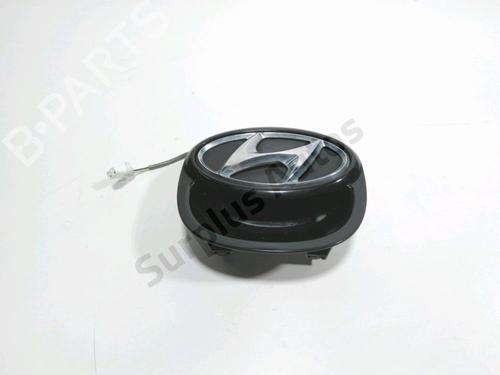 Used Tailgate handle HYUNDAI i30 (FD) 1.6 CRDi (90 hp) 31163210