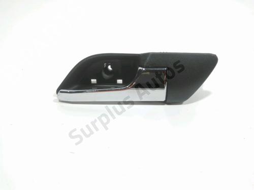 Used Front right interior door handle Front right interior door handle 37775002 37775002