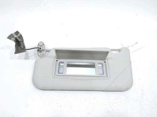Used Left sun visor Left sun visor 31004083 31004083