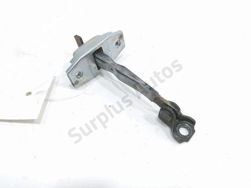 Used Hinge/Door check strap TOYOTA YARIS (_P1_) 1.4 D-4D (NLP10_, NLP10R) (75 hp) 30998736