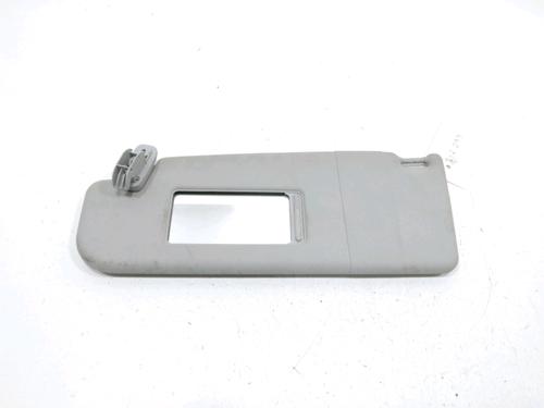 Used Left sun visor Left sun visor 31004068 31004068