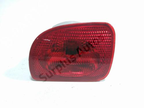 Feu de brouillard arrière Feu de brouillard arrière RENAULT KANGOO / GRAND KANGOO II (KW0/1_) 1.5 dCi 70 (KW0V, KW0A) (68 hp) 35942059 35942059