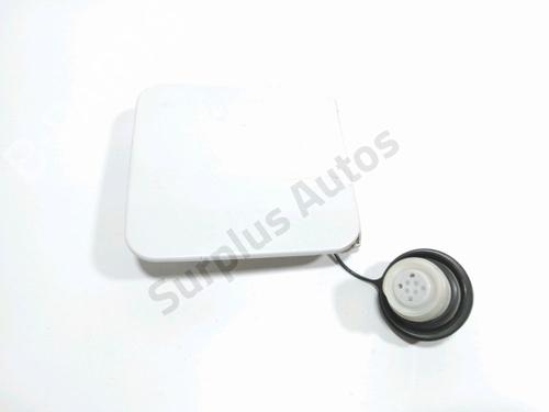 fuel-flap-nissan-pulsar-hatchback-c13-2014-28836196 main image