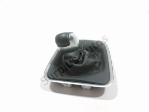Used Shift knob Shift knob CITROËN C3 III (SX) 1.2 THP 110 (SXHNPS, SXHNZT, SXHNZ6) (110 hp) 30654563 30654563