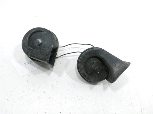 Used Horn PEUGEOT 3008 I MPV (0U_) 1.6 HDi (109 hp) 30986145