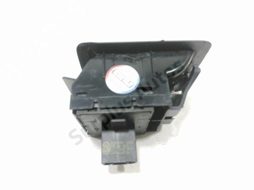 Left front window switch VW SCIROCCO III (137, 138) 2.0 TFSI | BP38769368I27 - Image 2