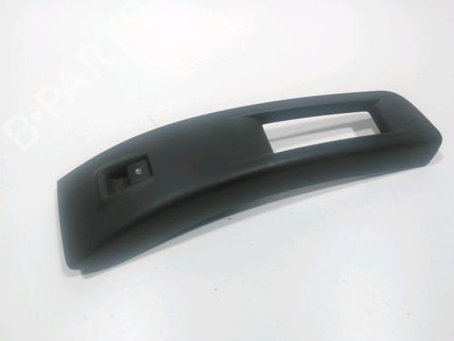 Used Right front window switch Right front window switch 37772736 37772736