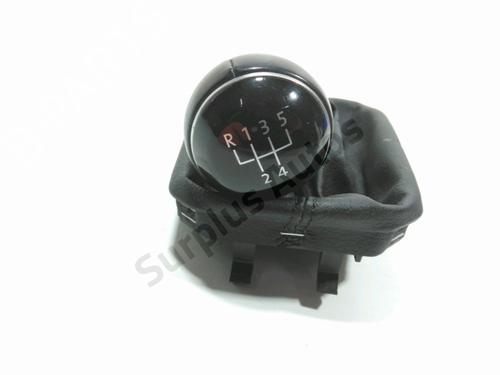 Used Shift knob Shift knob 28224452 28224452