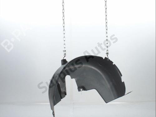 wheel-arch-citroen-c4-cactus-2014-36105627 main image