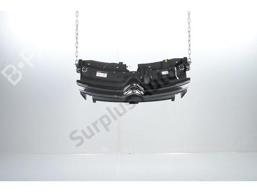 grille-citroen-c4-cactus-2014-36464724 main image