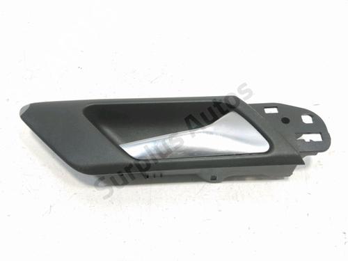 front-right-interior-door-handle-vw-golf-vi-5k1-2008-2009-2010-2011-2012-2013-2014-39195254 main image