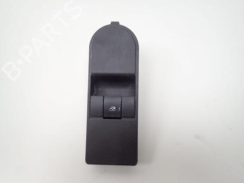 Used Right front window switch Right front window switch 37772701 37772701