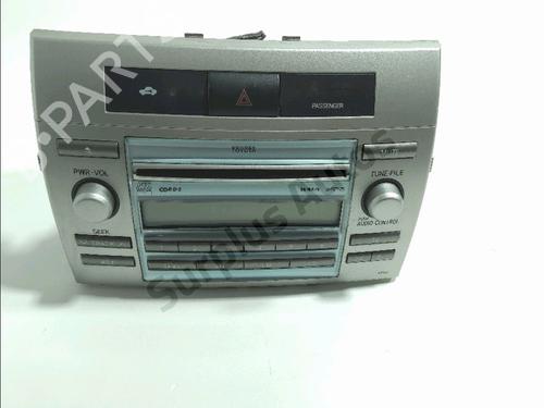 Bilradio TOYOTA COROLLA Verso (ZER_, ZZE12_, R1_) 2.2 D-4D (AUR10_, AUR10R) (136 hp) 32310988