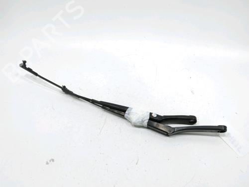 Used Front windshield wiper arm SKODA OCTAVIA II (1Z3) 1.9 TDI (105 hp) 31007661