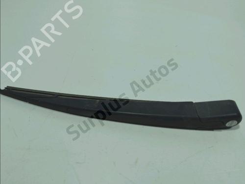 Used Rear windshield wiper arm Rear windshield wiper arm 37789705 37789705