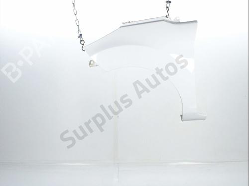 Used Left front fenders Left front fenders 38769256 38769256