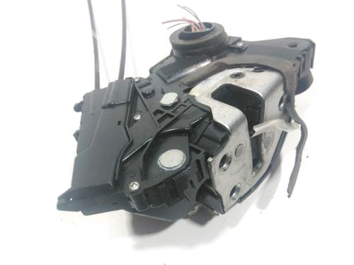 Używane Zamek drzwi przednich prawych TOYOTA YARIS (_P9_) 1.4 D-4D (NLP90_, NLP90R) (90 hp) 28247053