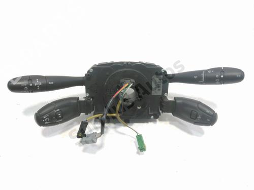 Used Steering wheel controls Steering wheel controls 39490752 39490752