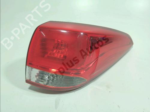right-taillight-kia-carens-iv-2013-39707347 main image