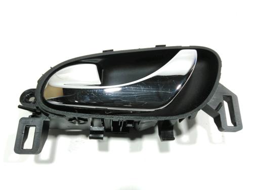 Used Front left interior door handle Front left interior door handle 28243166 28243166