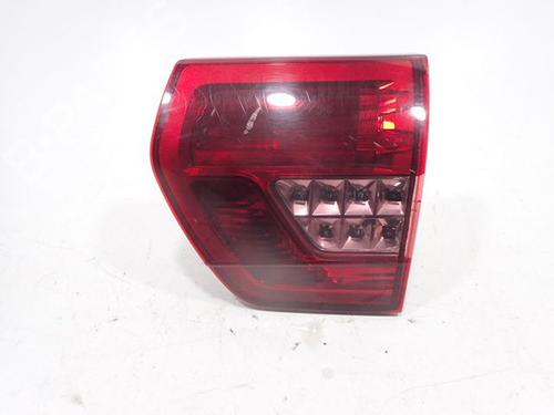 Used Right tailgate light Right tailgate light 31005642 31005642