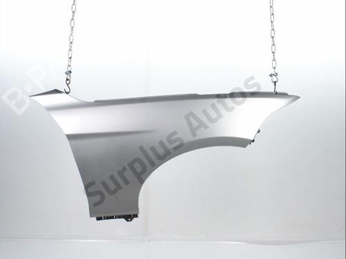 Used Right front fenders Right front fenders 37600602 37600602