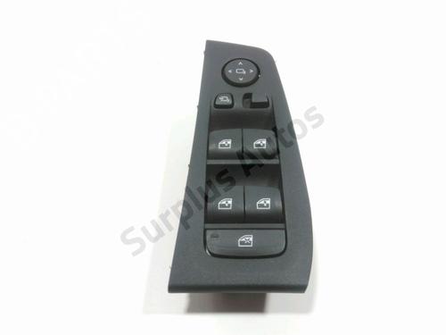 Used Left front window switch BMW 1 (F40) 118 d (150 hp) 28249560