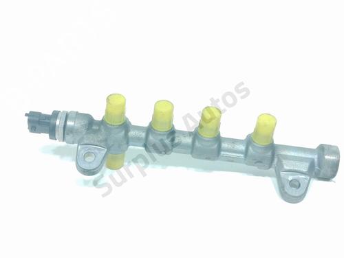 Used Injection rail Injection rail 38918645 38918645
