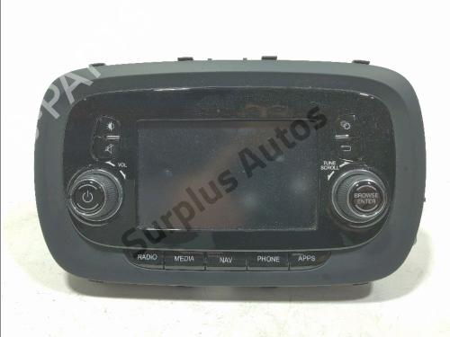 display-monitor-fiat-500x-334_-2014-40620665 main image