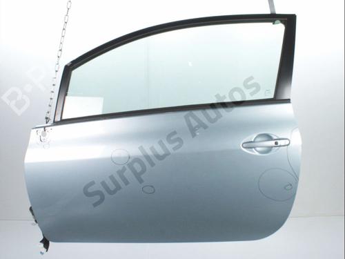 Used Left front door TOYOTA AURIS (_E15_) 2.0 D-4D (ADE150_, ADE150R) (126 hp) 28244617