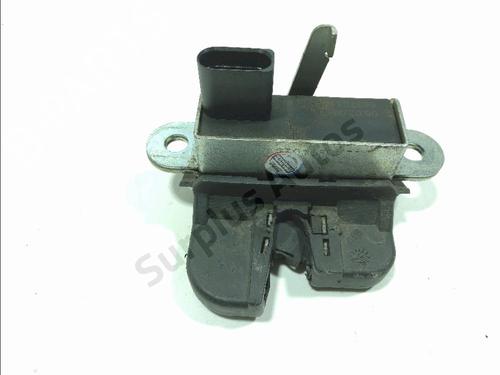 Used Tailgate lock Tailgate lock VW PASSAT B6 Variant (3C5) 2.0 TDI 16V (140 hp) 33459682 33459682