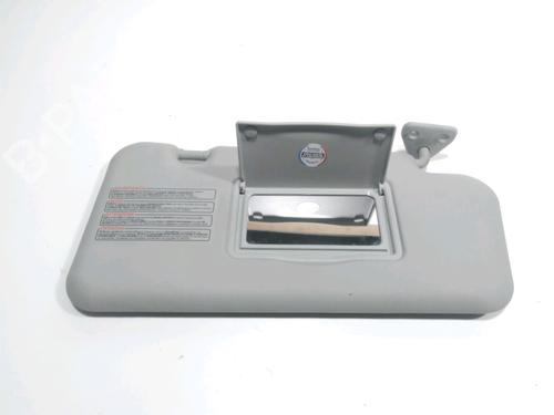 Used Right sun visor Right sun visor 37784519 37784519