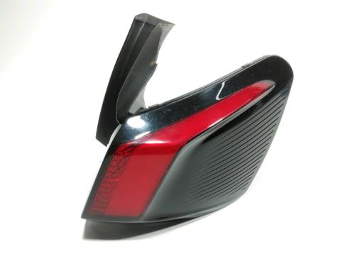 Used Right taillight PEUGEOT 3008 II SUV (MC_, MR_, MJ_, M4_) [2016-2025]  29859987