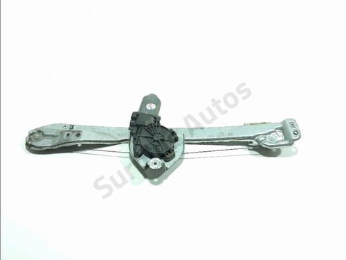 Vindusheismekanisme høyre bak Vindusheismekanisme høyre bak RENAULT CLIO III (BR0/1, CR0/1) 1.5 dCi (BR17, CR17) (86 hp) 37585656 37585656