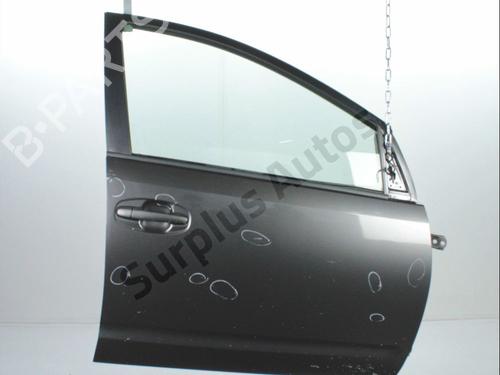 Used Right front door TOYOTA PRIUS Liftback (_W2_) 1.5 Hybrid (NHW20_, NHW20R) (112 hp) 31207678