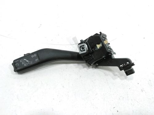 Forlygtekontakt VW JETTA III (1K2) 1.6 TDI (105 hp) 30989089