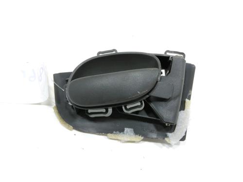 Used Front right interior door handle Front right interior door handle 37774895 37774895