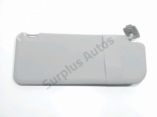 Used Right sun visor Right sun visor 37784769 37784769